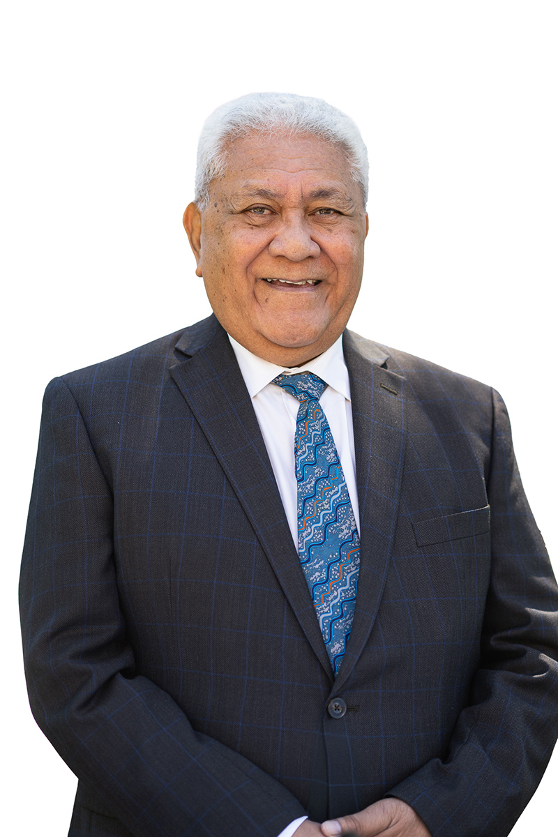 Rev_Jason_Kioa_Side_800x1200