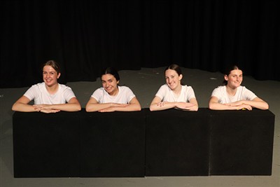 ONSTAGE-Group-Performance-2025