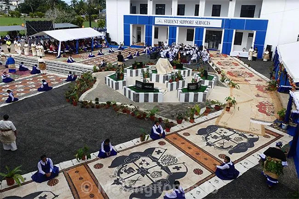 Partnerships_Queen_Salote_College_600x400